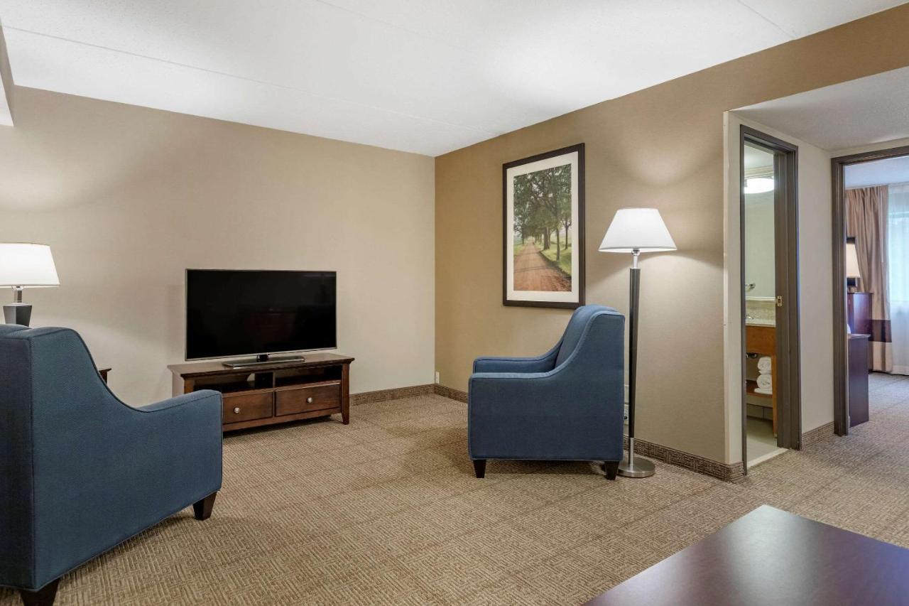 Comfort Inn Lansing Extérieur photo
