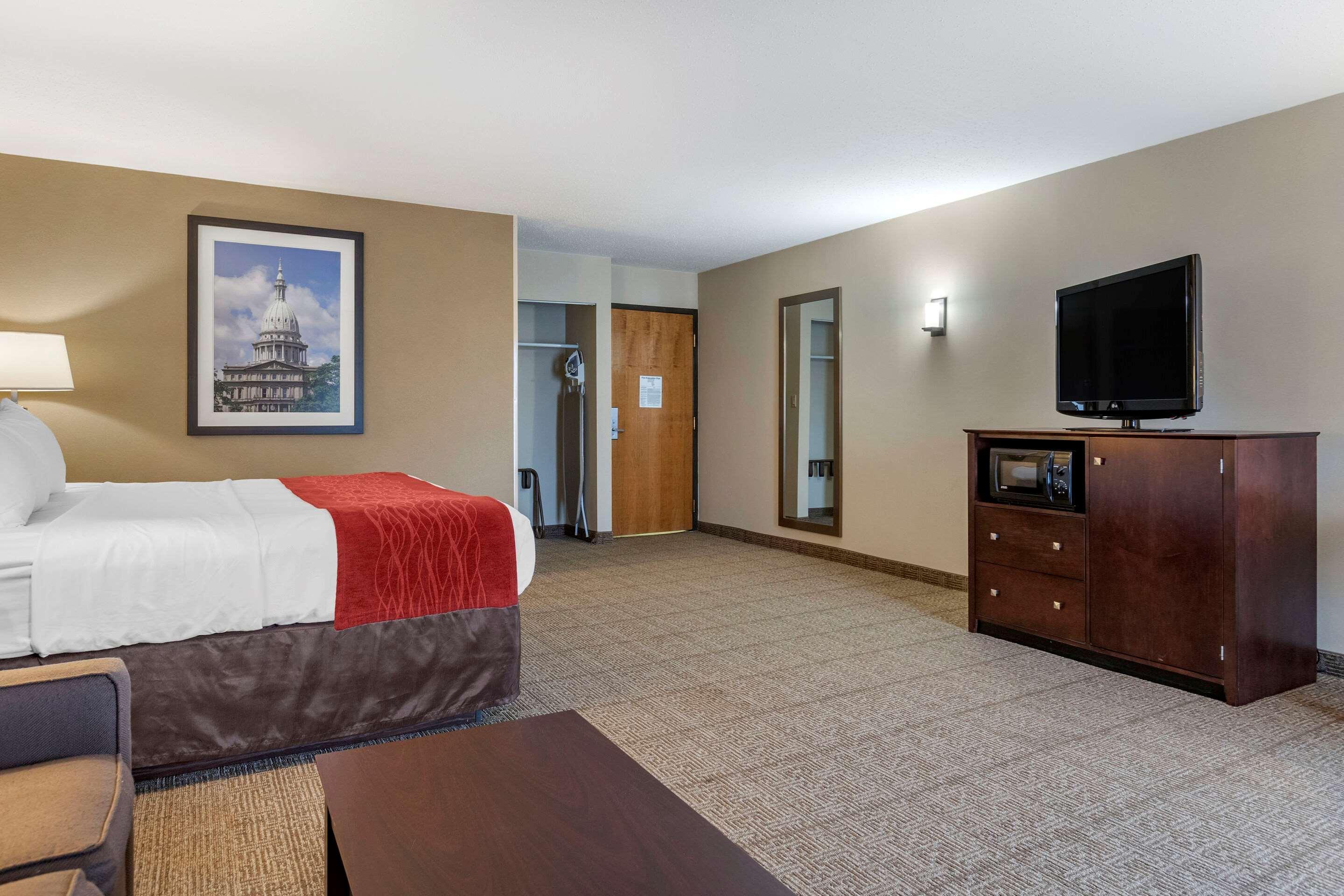 Comfort Inn Lansing Extérieur photo